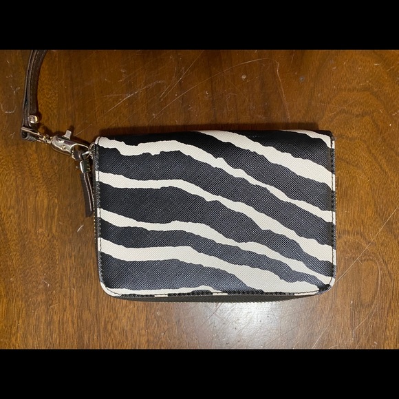 Chelsea zip zebra tech wallet - Picture 2 of 3